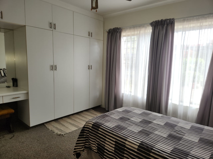 3 Bedroom Property for Sale in Humewood Eastern Cape